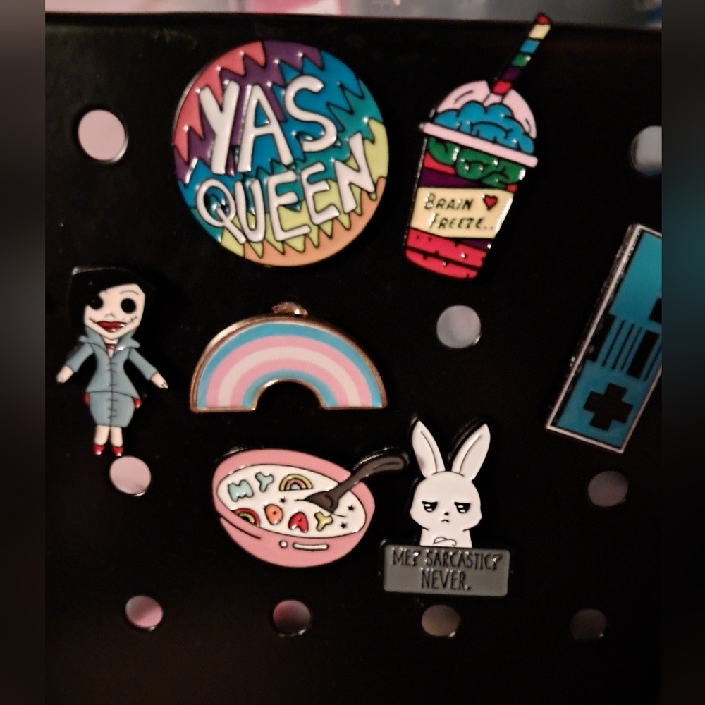 Colorful Enamel Pin Collection - Picture 8 of 16